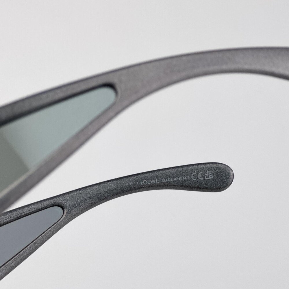 Loewe x Paula’s Ibiza Sunglasses – Metallic Grey Pilot Blue Mirror LW40132I 05X - Picture 7 of 10